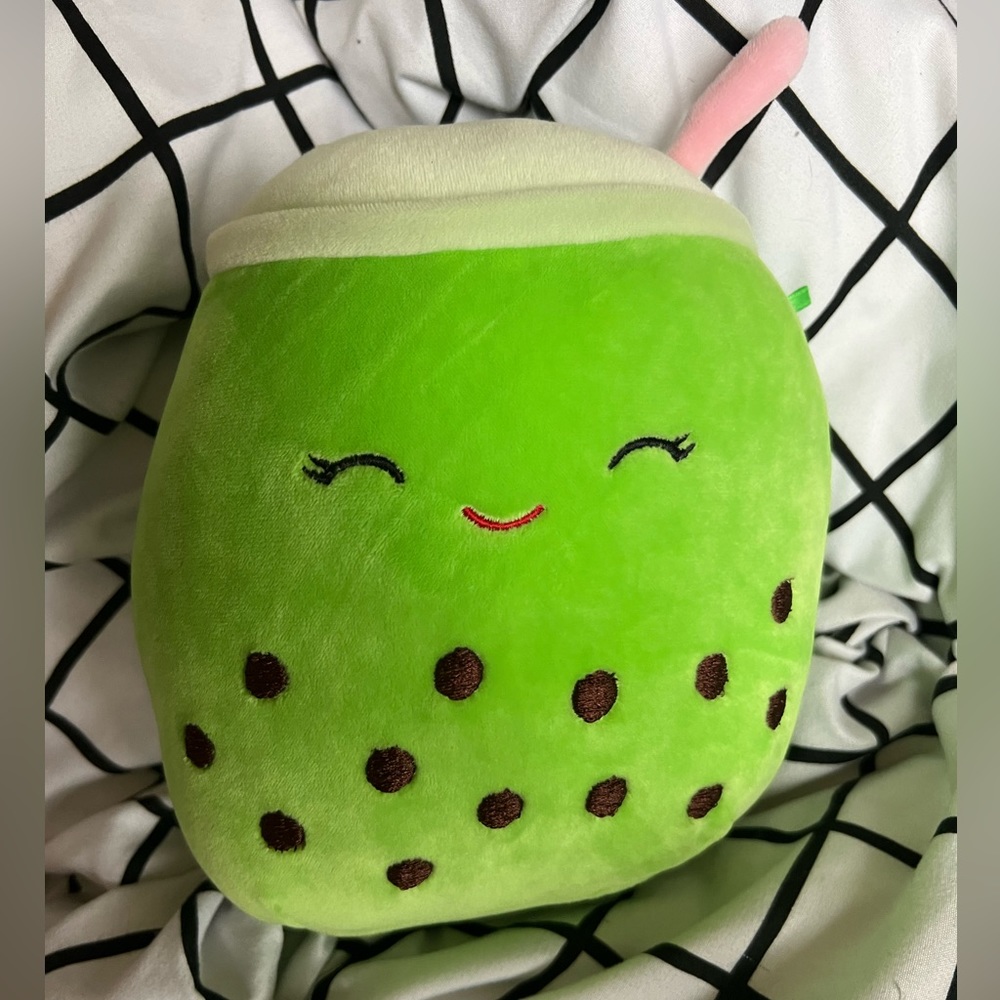 Squishmallows 7.5 Inch Sevda the Green Boba tea!